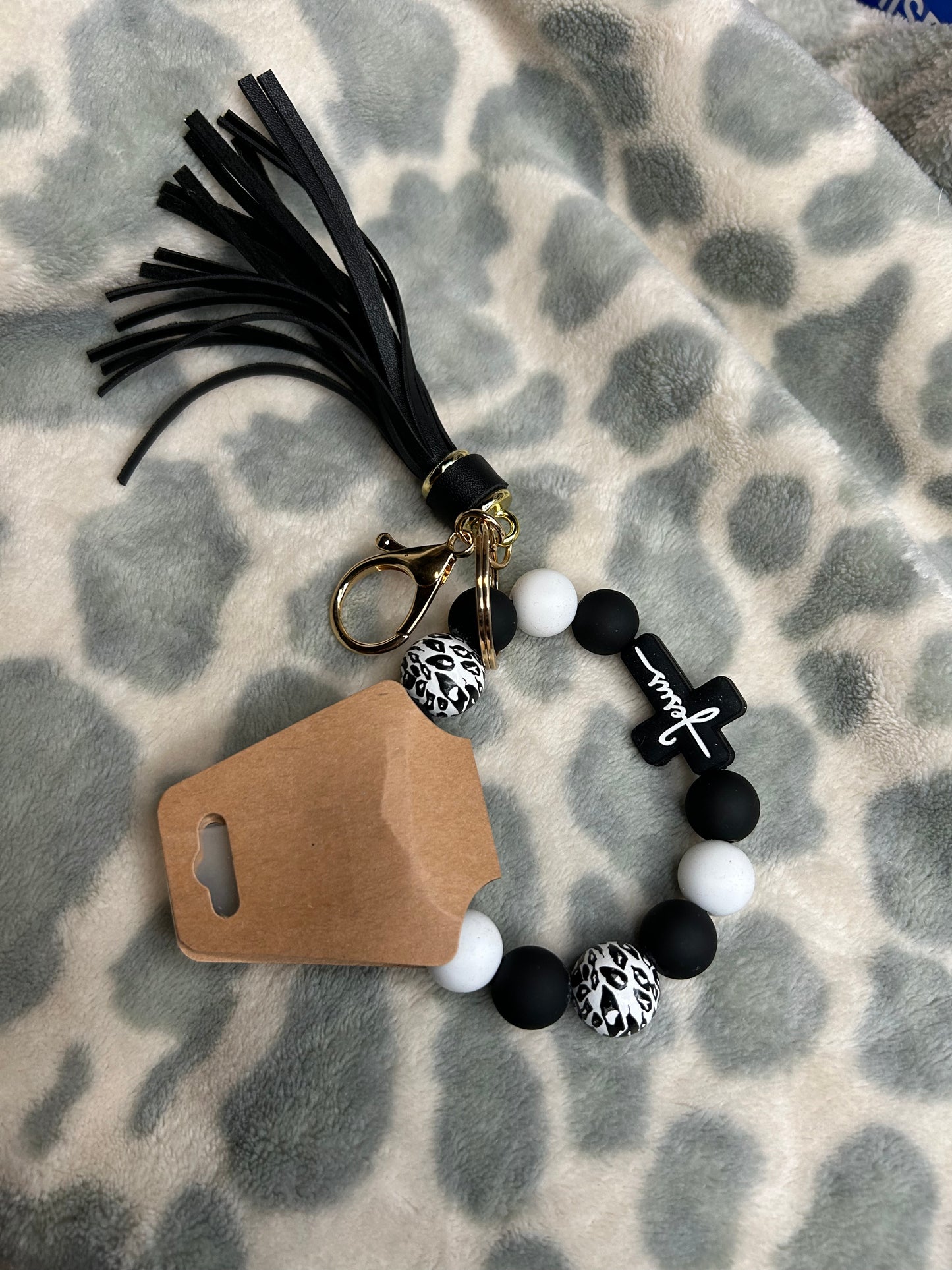 Cross Jesus silicone/wooden bead wristlet